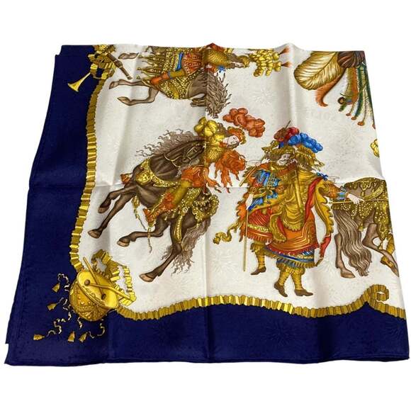 HERMES Blue Silk Scarf - Picture 5 of 8